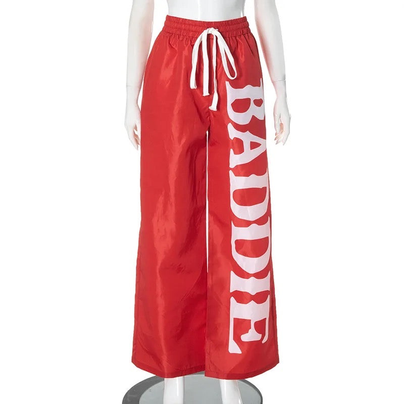 “Baddie” pants